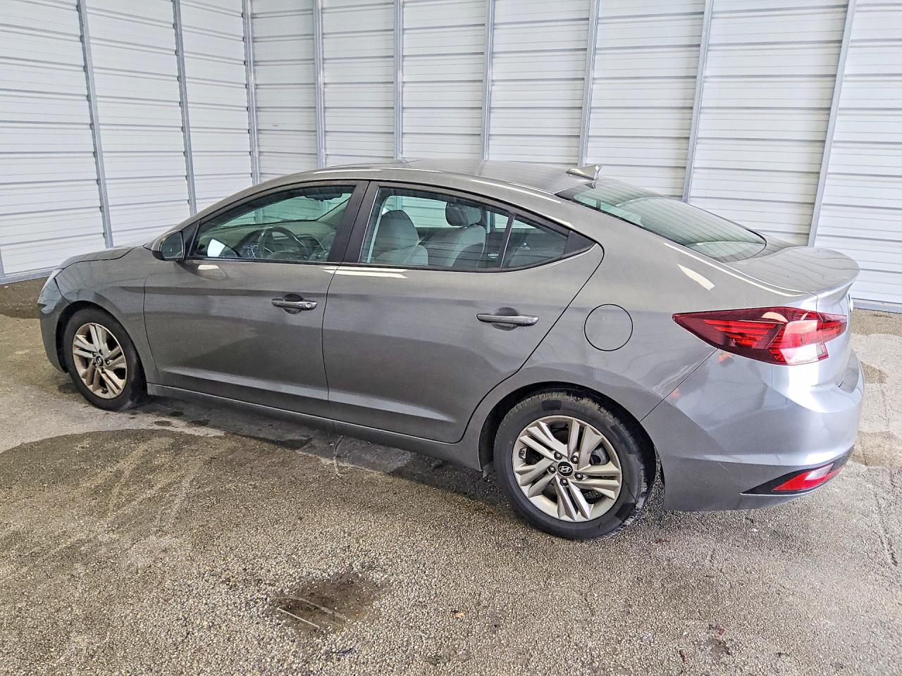 2019 Hyundai Elantra Value Edition - Фото 2
