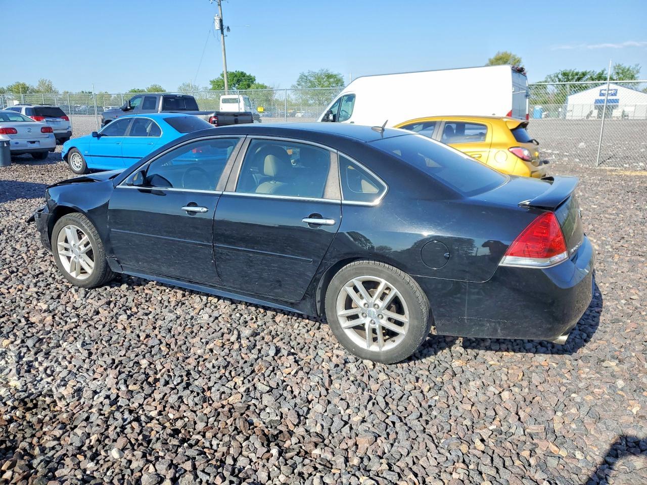 2013 Chevrolet Impala Ltz - Image 2