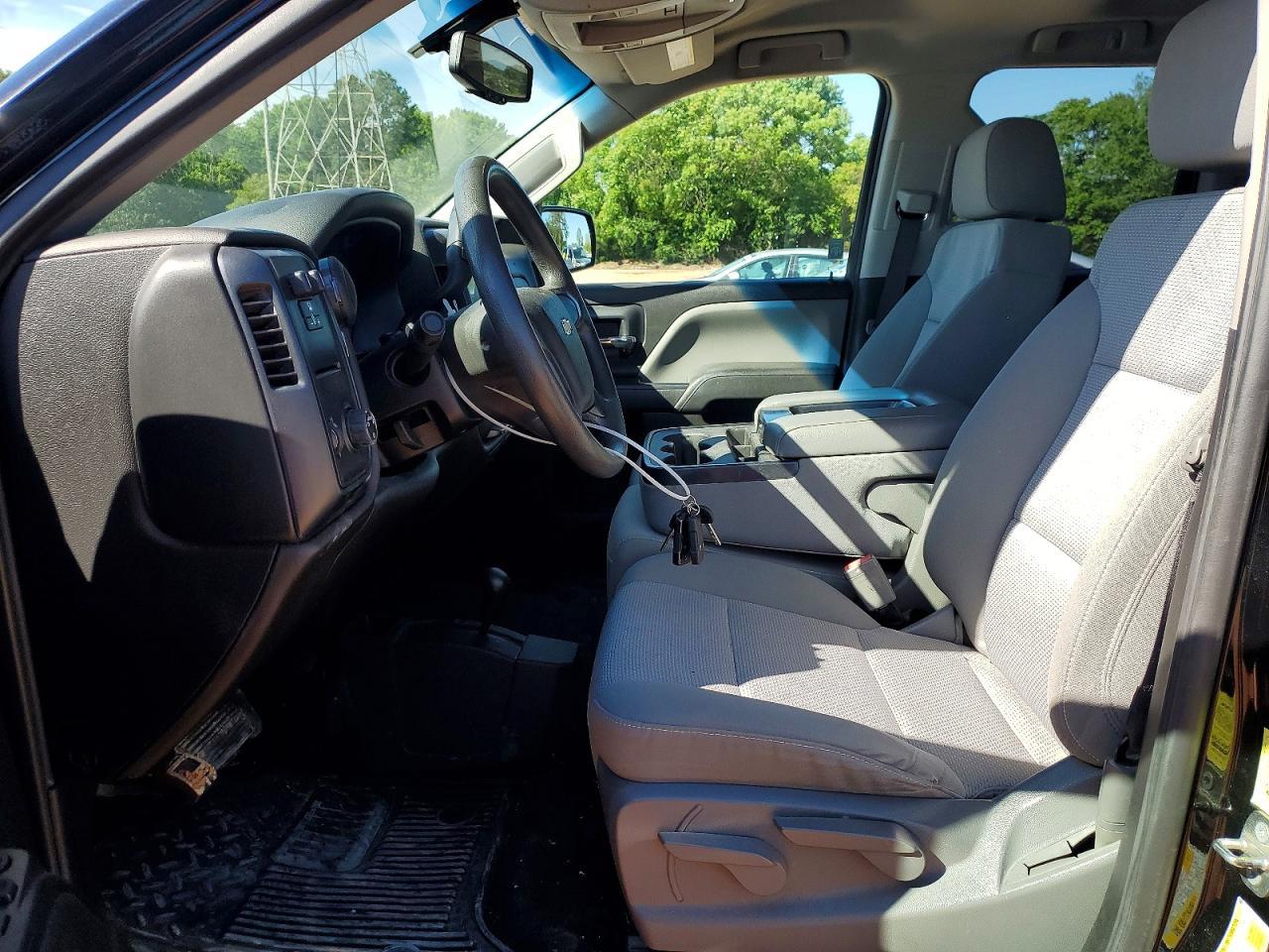 2018 Chevrolet Silverado K1500 Custom - Фото 7