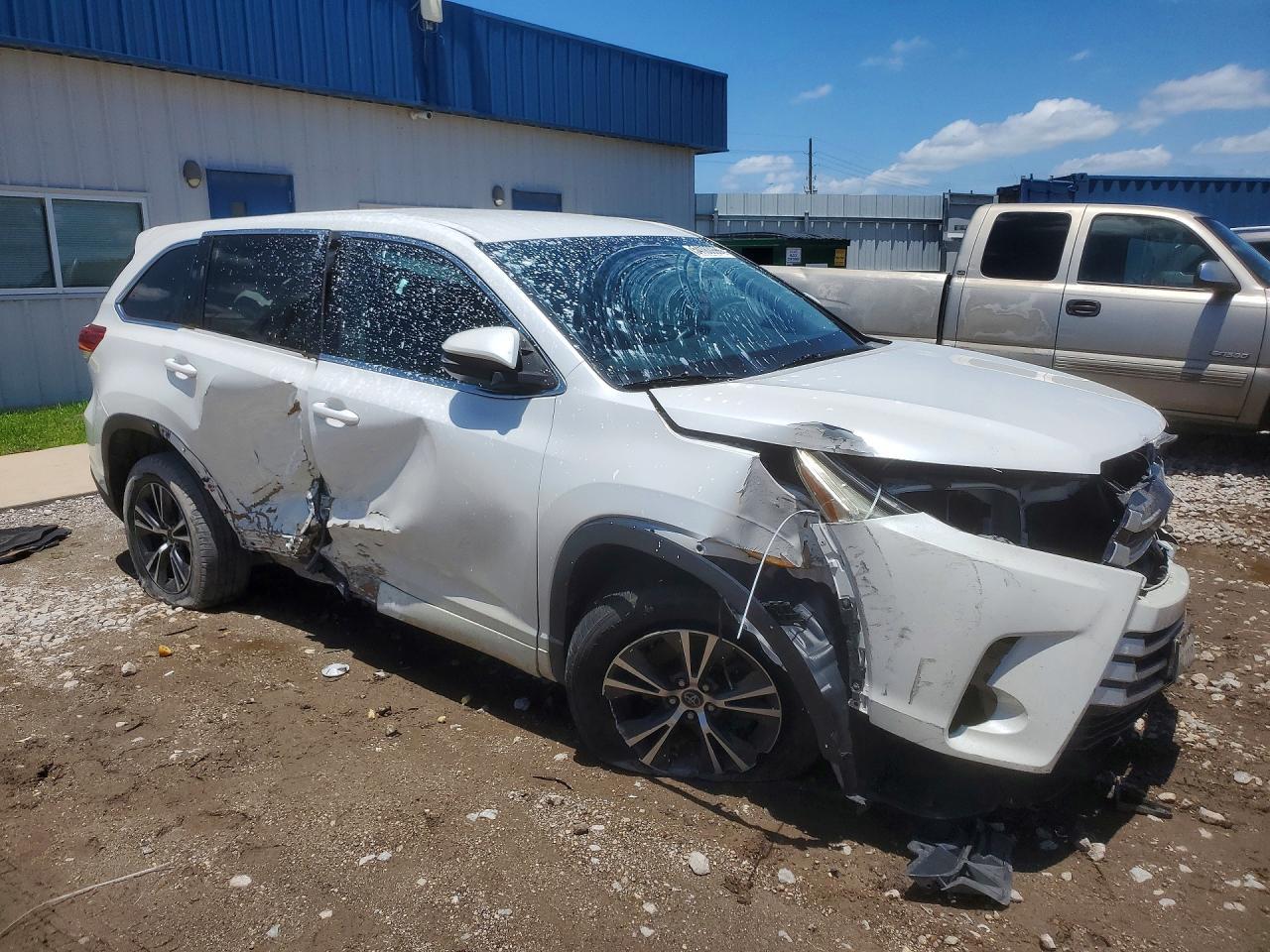 2018 Toyota Highlander Se - Фото 4