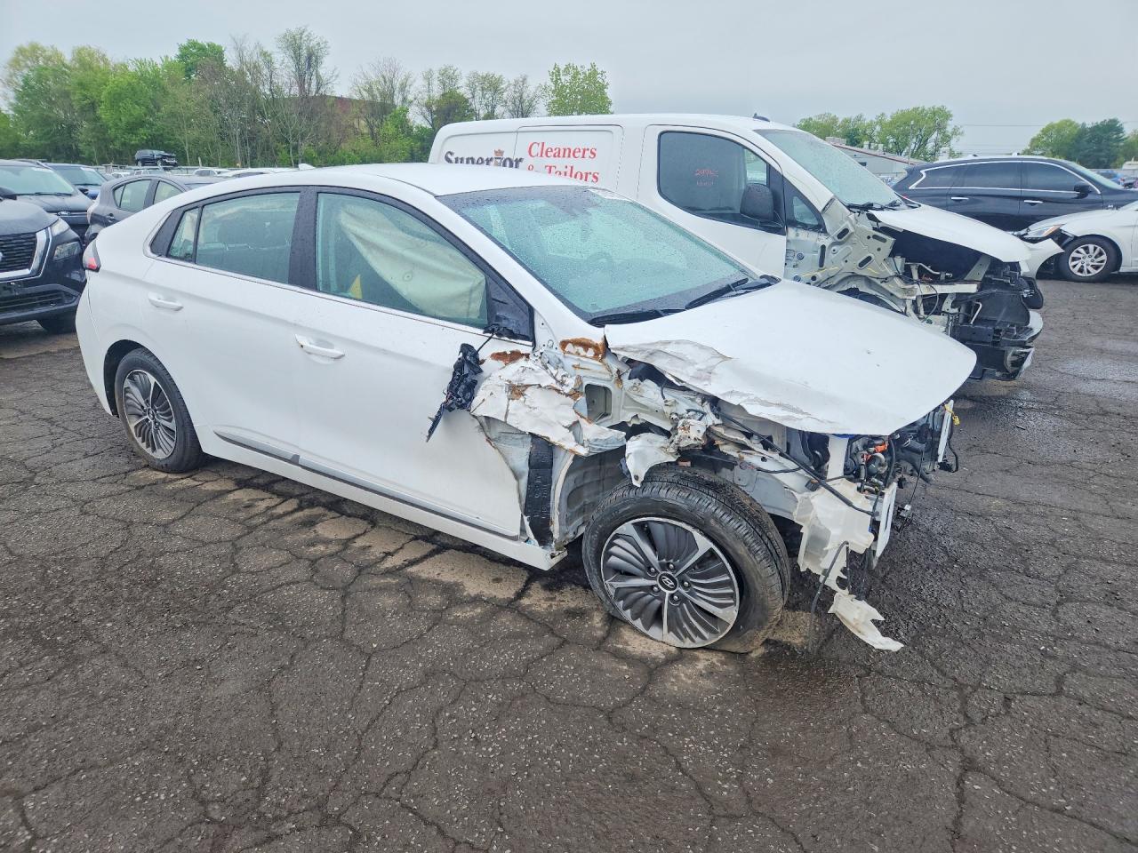 2021 Hyundai Ioniq Sel - Image 4