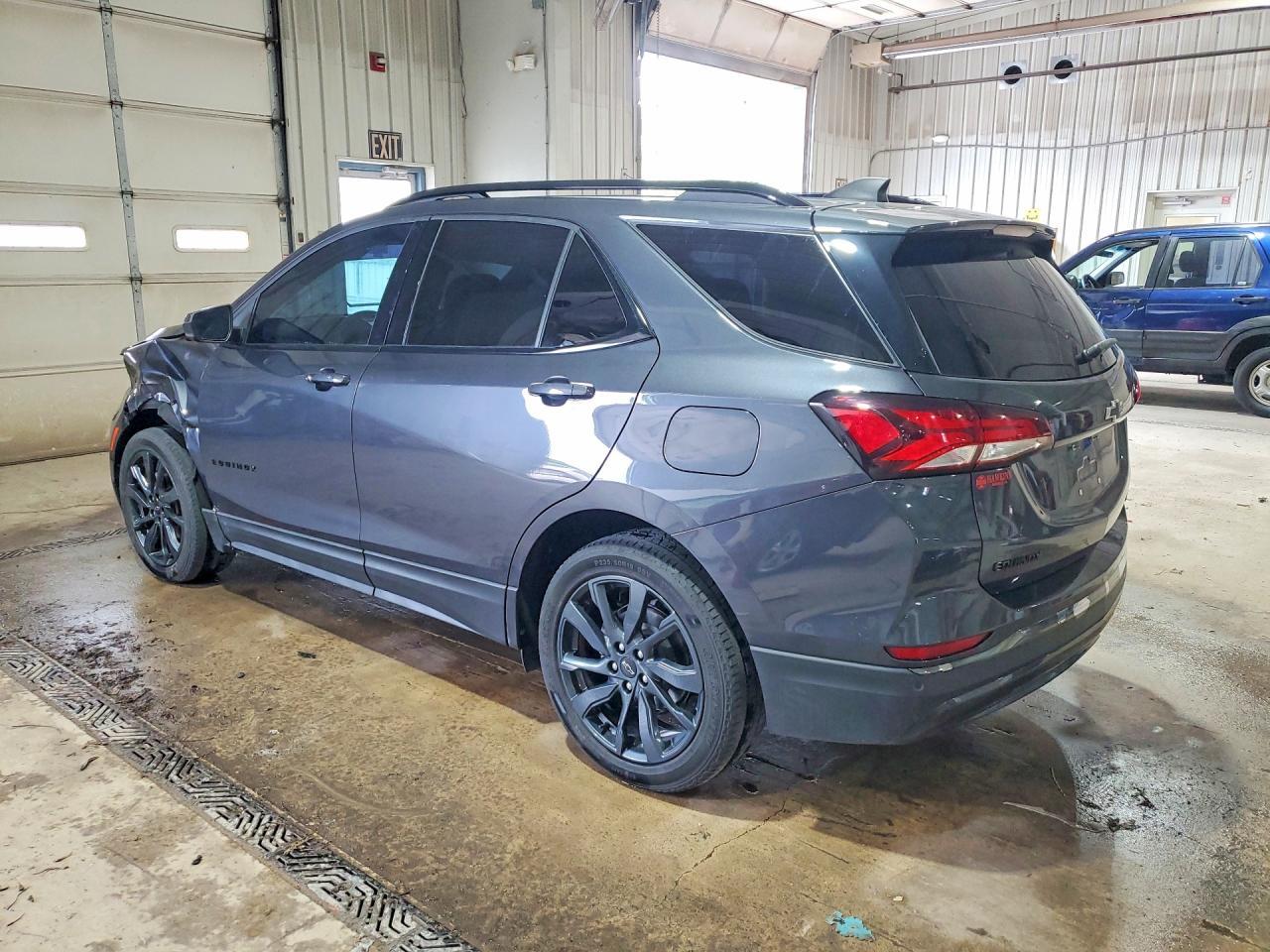 2022 Chevrolet Equinox Rs - Image 2