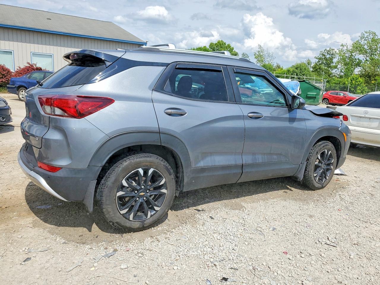 2022 Chevrolet Trailblazer Lt - Image 3