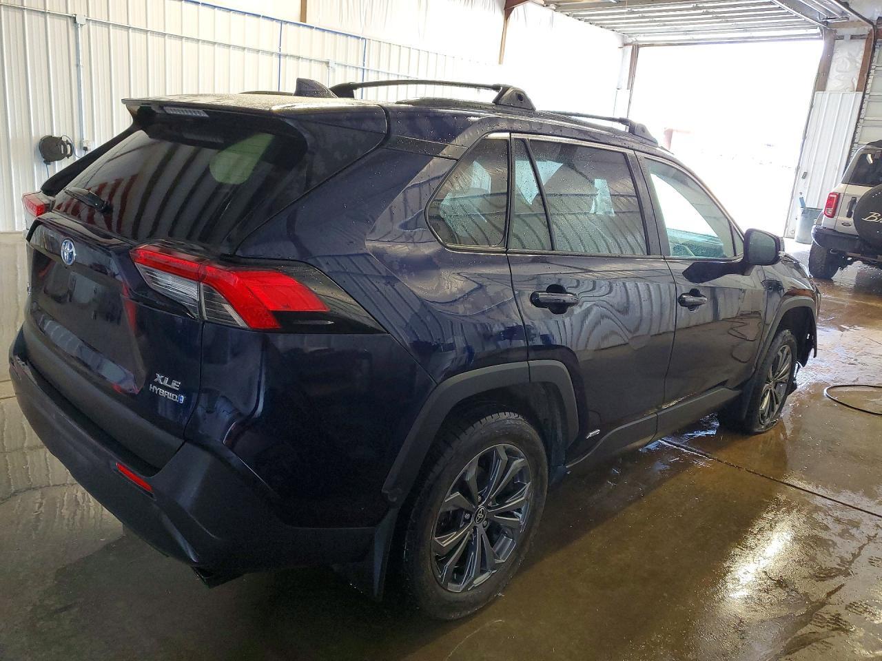2024 Toyota Rav4 Xle Premium - Фото 3