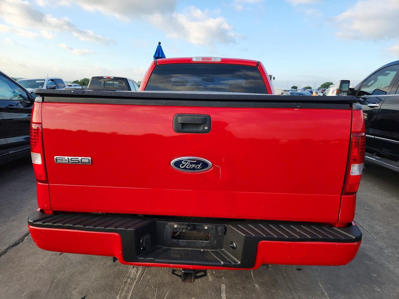 2005 Ford F150 - Image 6
