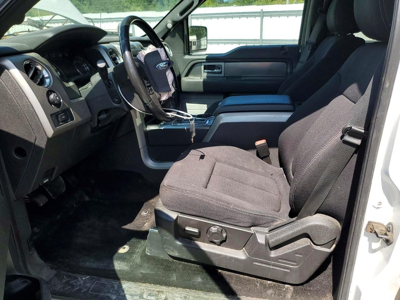2013 Ford F150 - Image 7