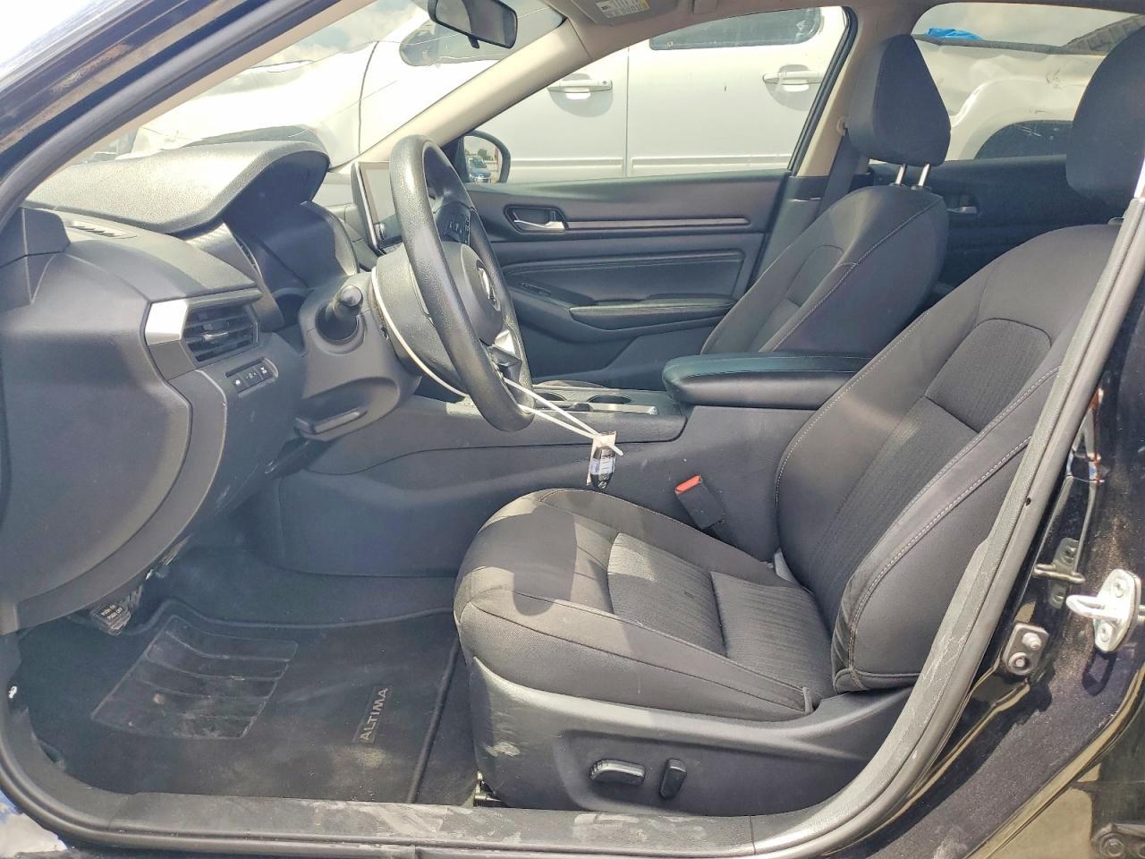 2020 Nissan Altima S - Фото 7