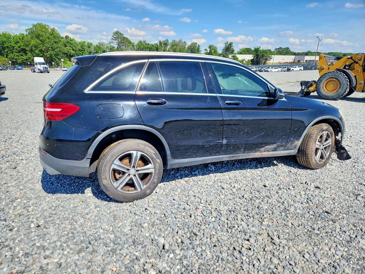 2016 Mercedes-Benz Glc 300 - Фото 3