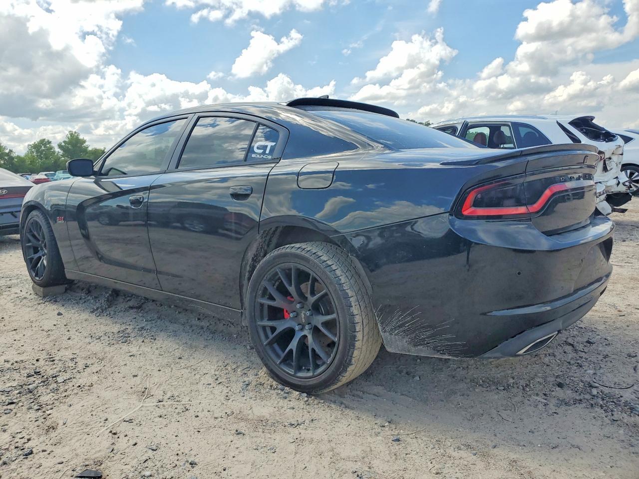 2015 Dodge Charger R - Фото 2
