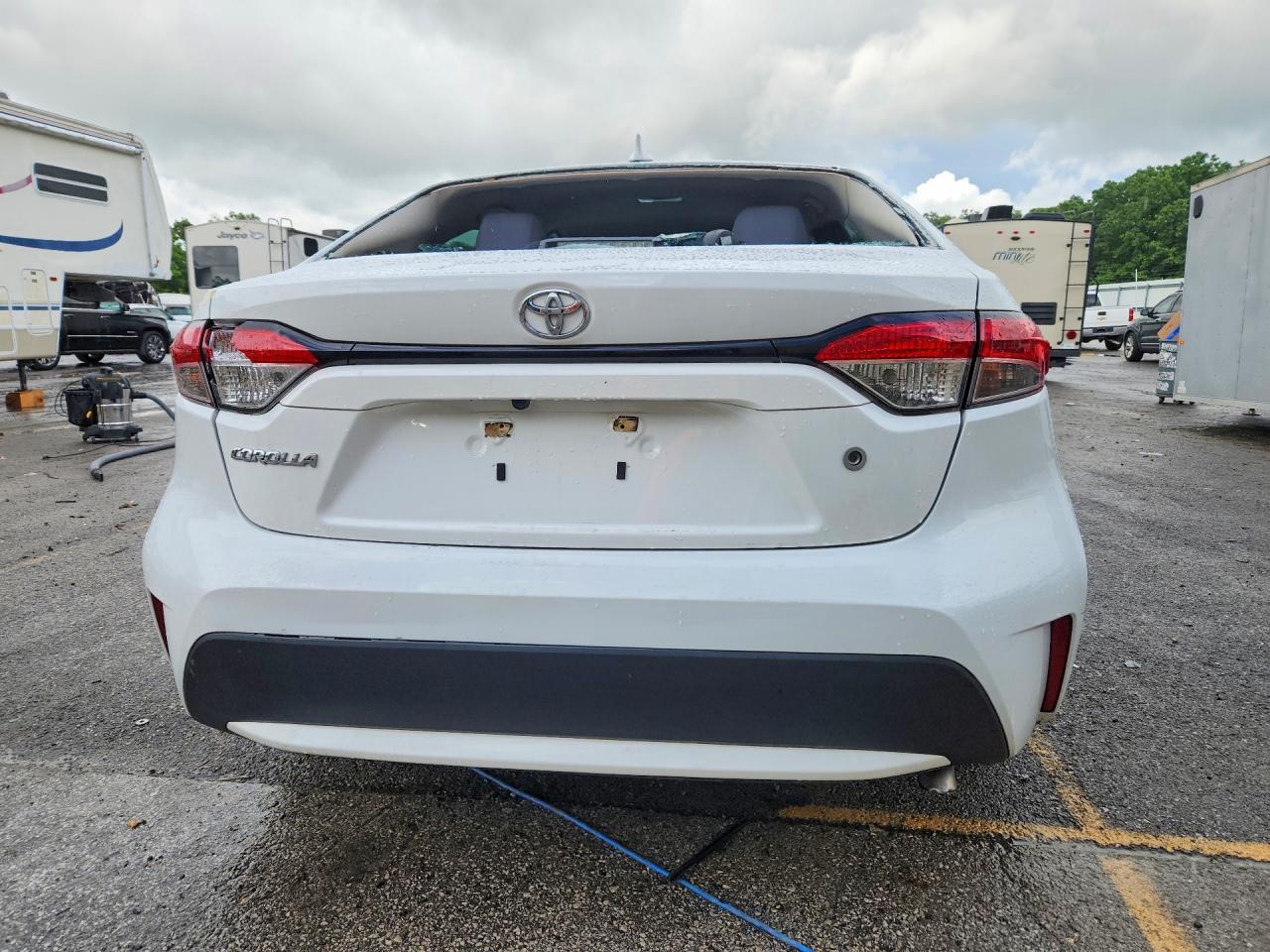 2020 Toyota Corolla L - Image 6