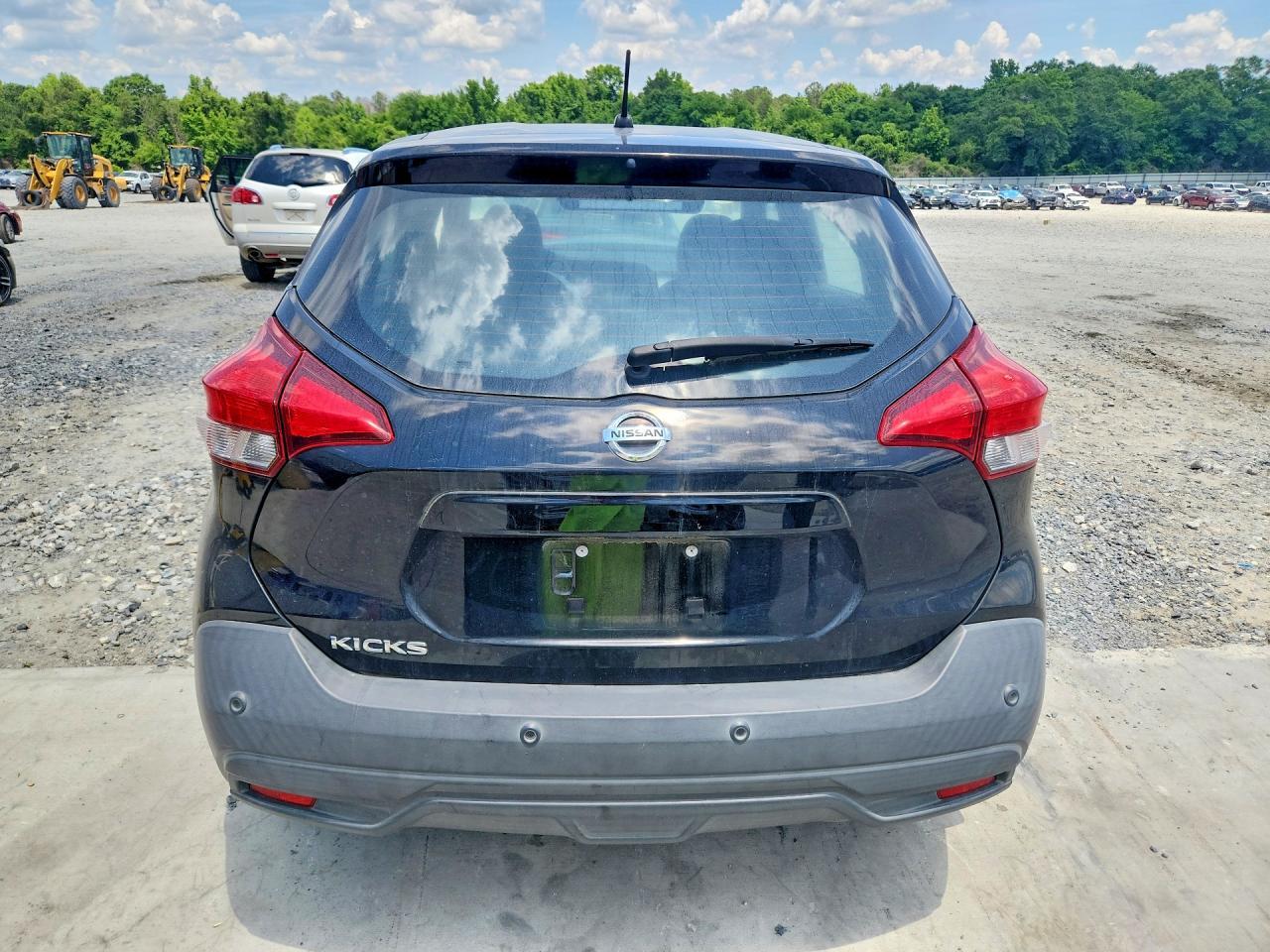 2020 Nissan Kicks S - Фото 6