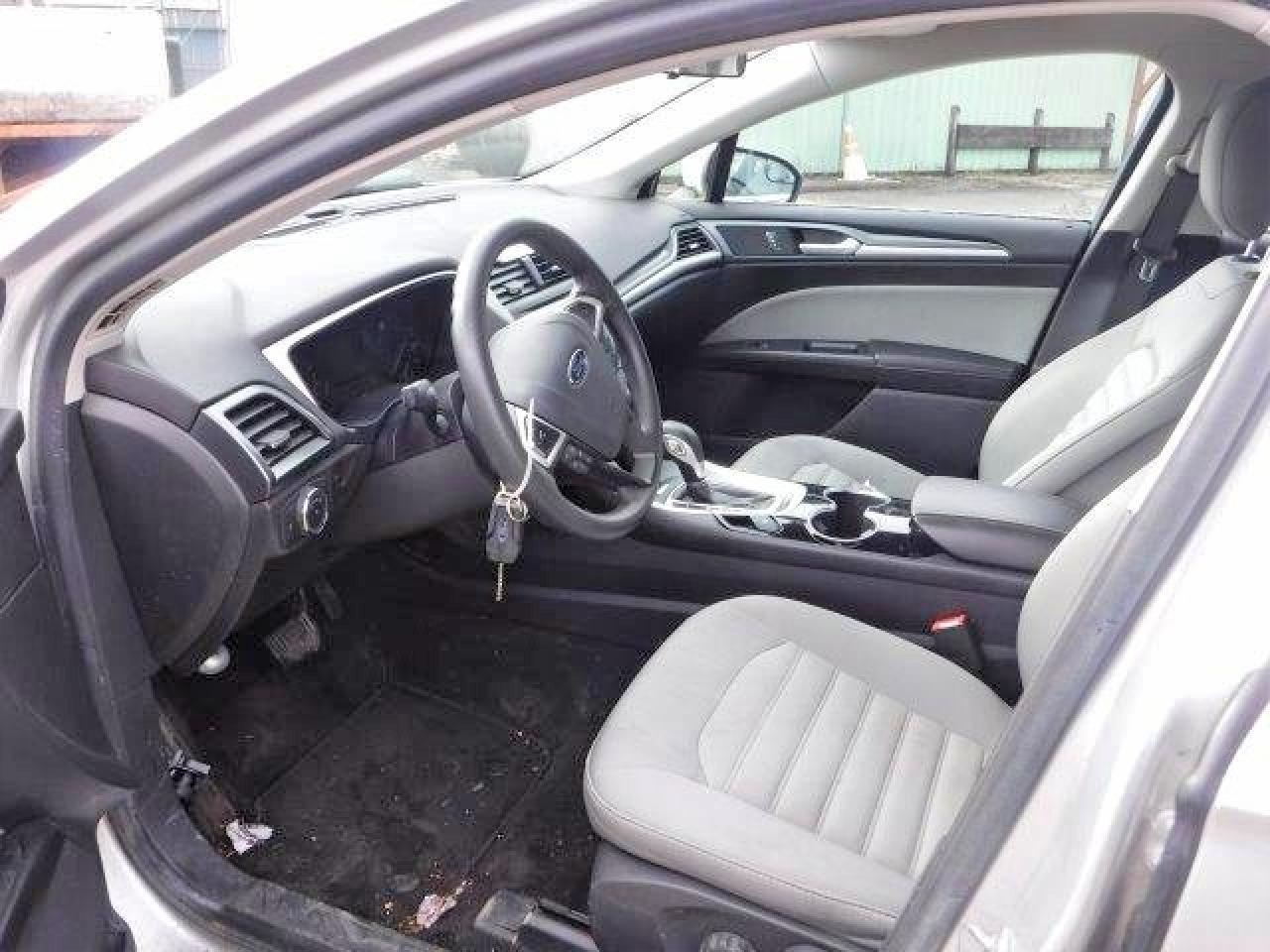 2014 Ford Fusion S - Фото 7