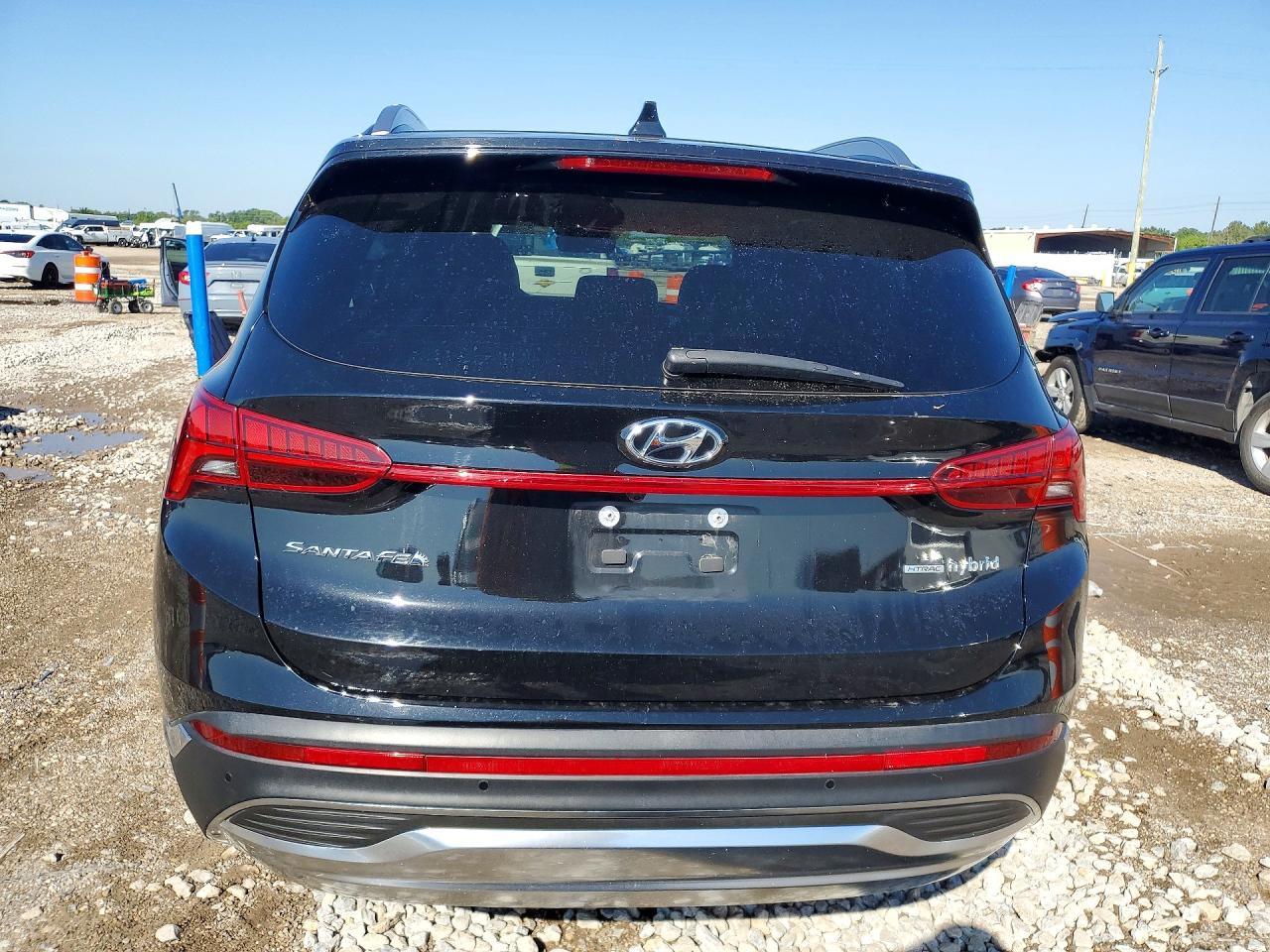 2023 Hyundai Santa Fe Limited - Image 6