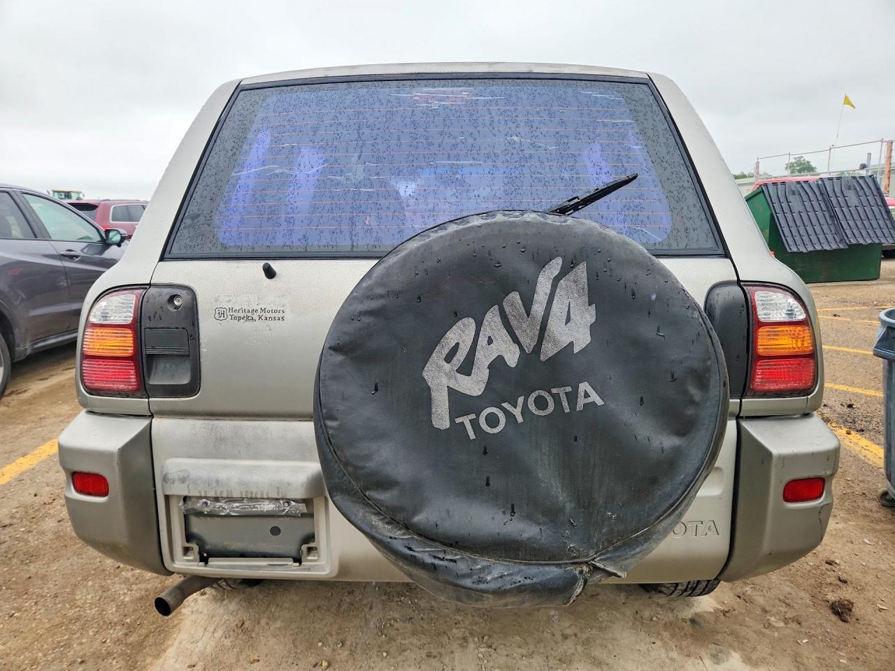 2000 Toyota Rav4 Base - Фото 6