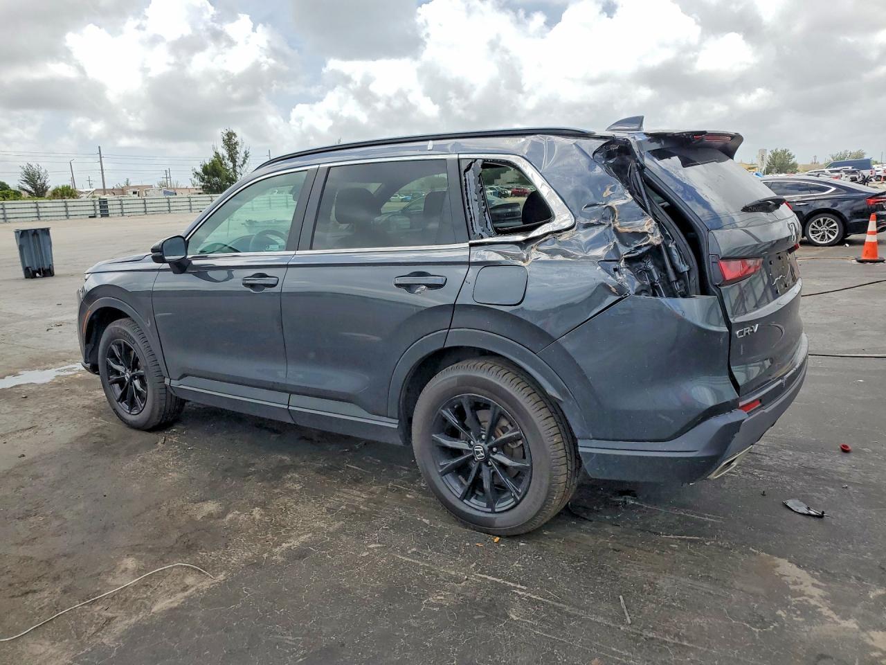 2023 Honda Cr-V Sport - Image 2