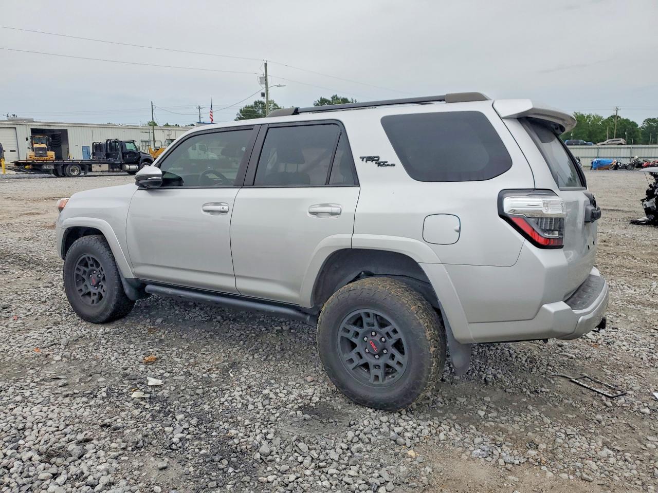 2023 Toyota 4Runner Trd Off-Road Premium - Фото 2