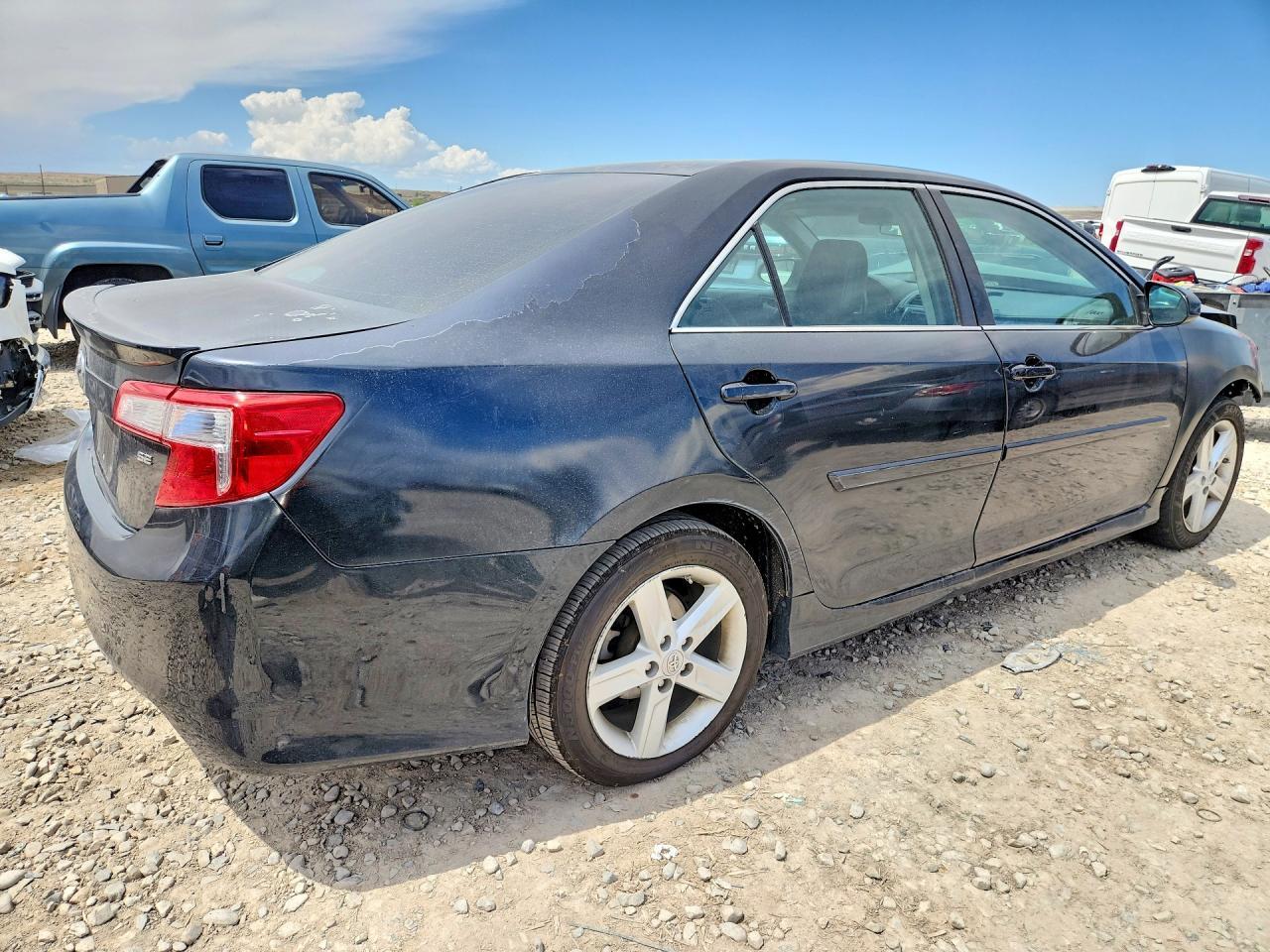2013 Toyota Camry Se - Фото 3