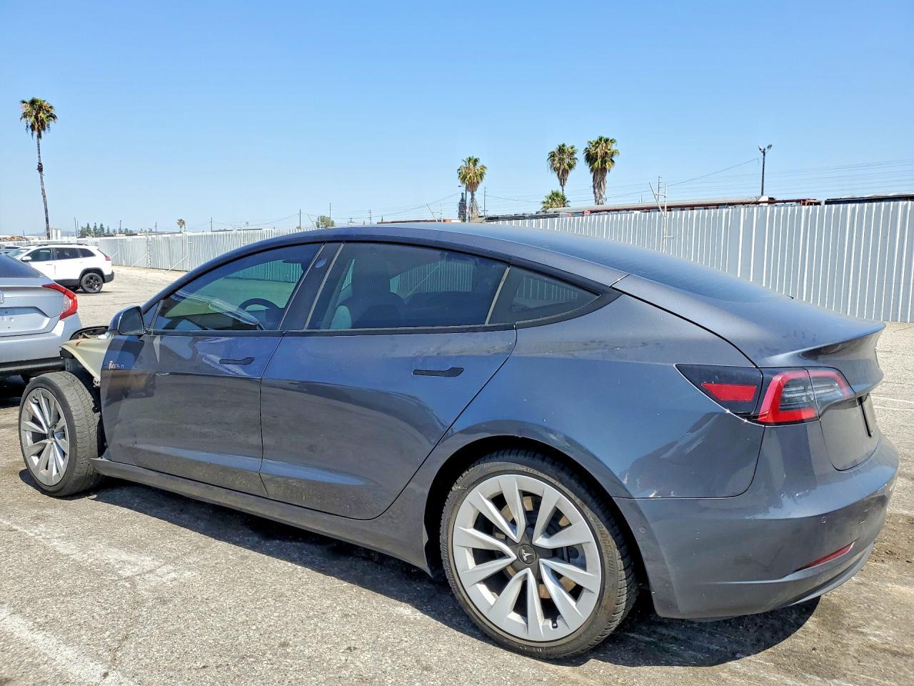 2021 Tesla Model 3 - Image 2