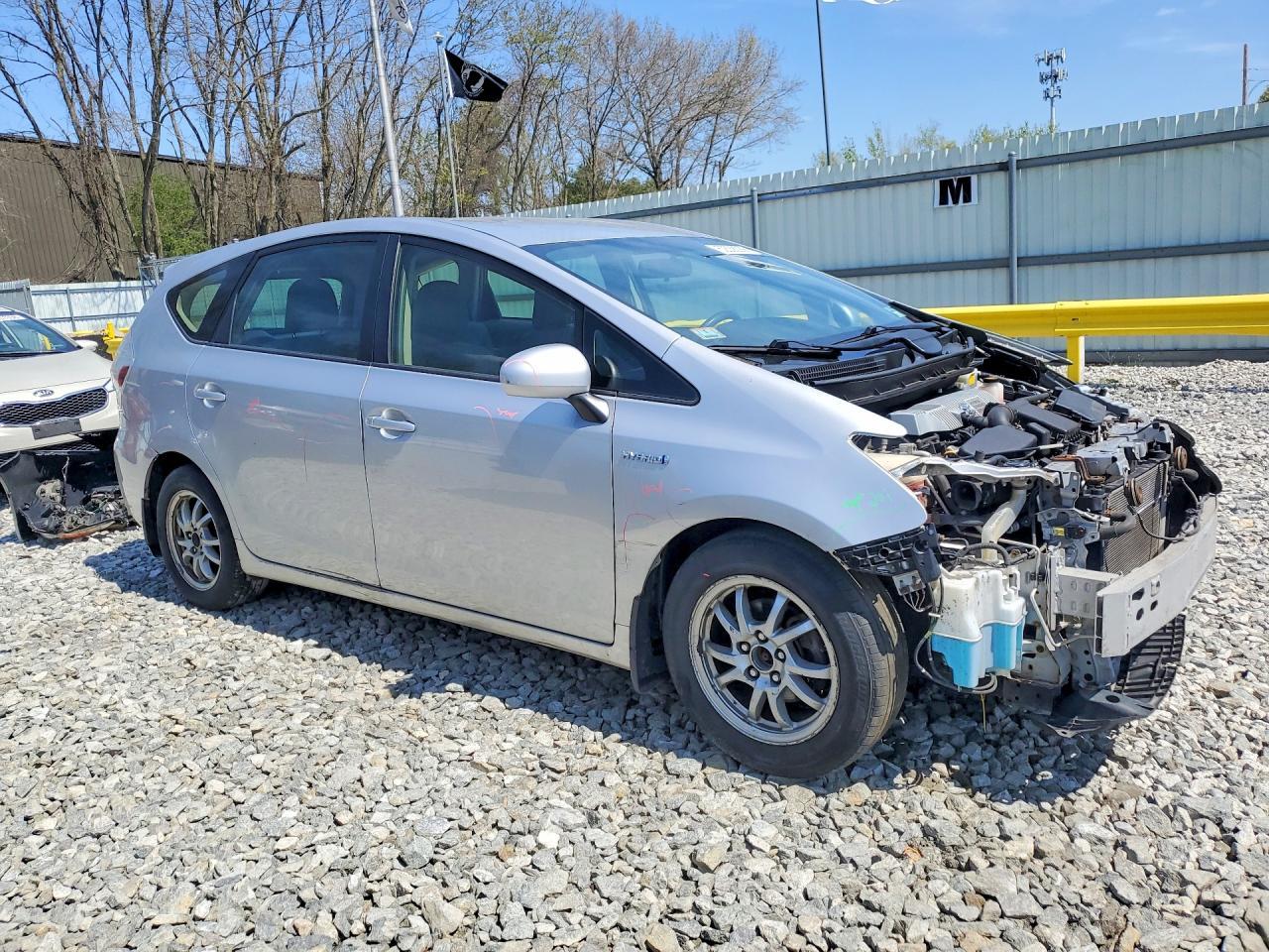2012 Toyota Prius V Two - Image 4