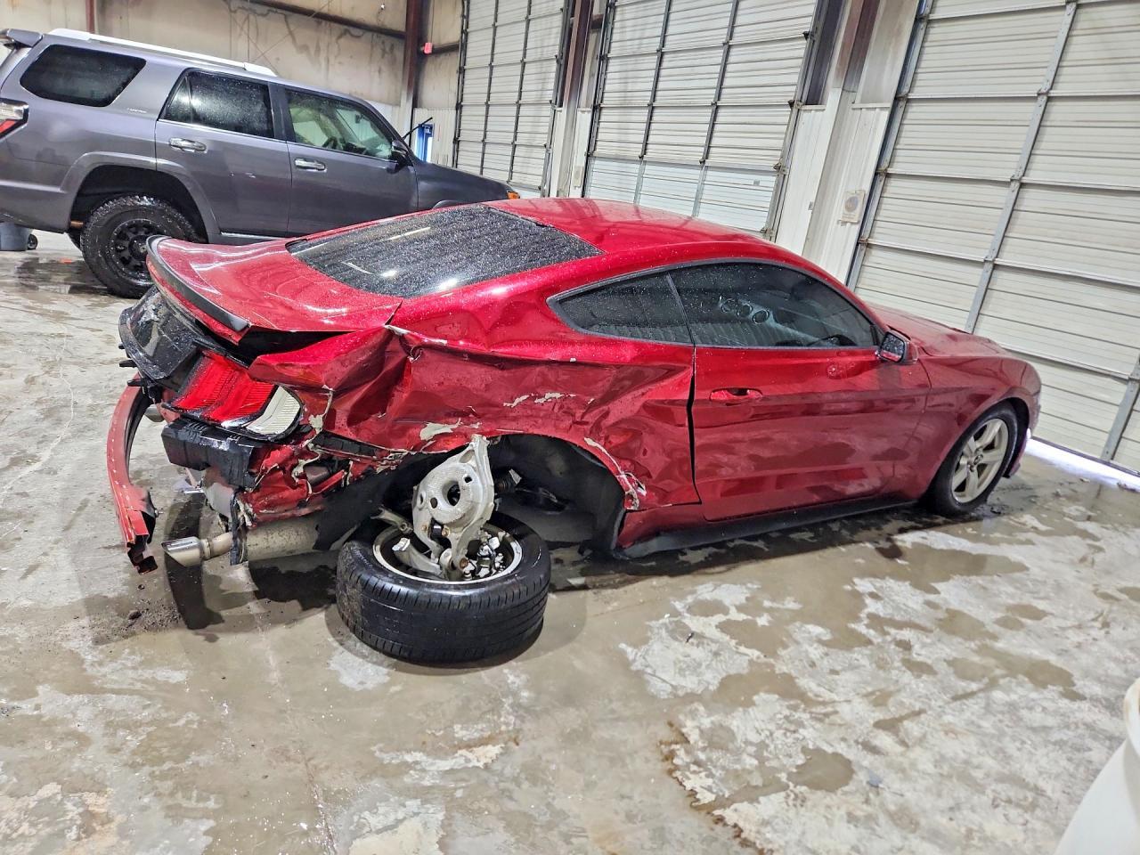 2018 Ford Mustang - Image 3