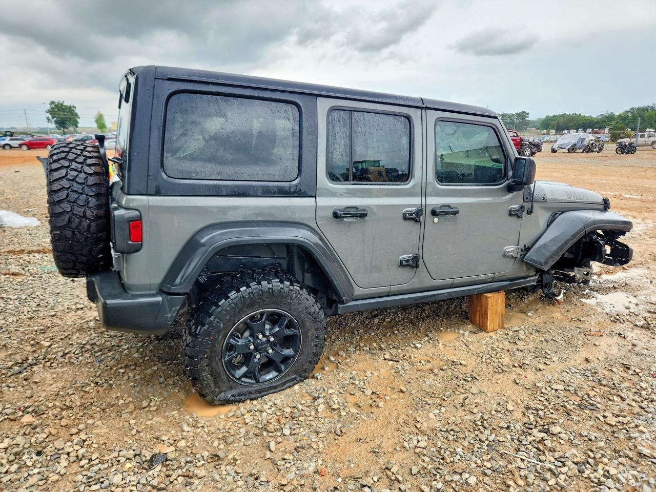 2020 Jeep Wrangler Unlimited Sport - Image 3