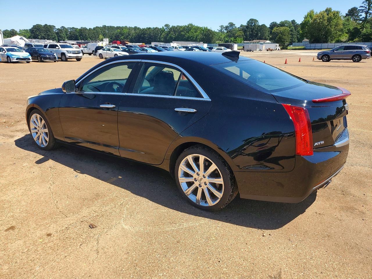 2015 Cadillac Ats Luxury - Image 2
