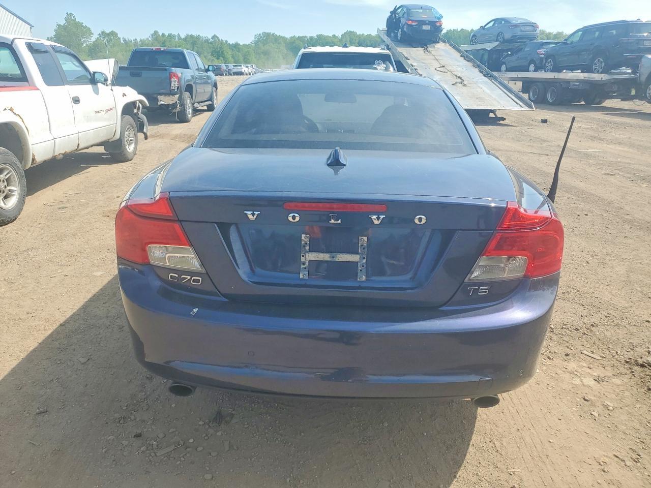 2012 Volvo C70 T5 - Image 6