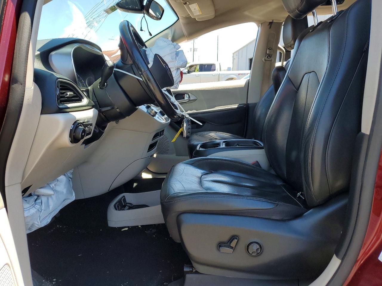 2020 Chrysler Pacifica Touring L - Фото 7
