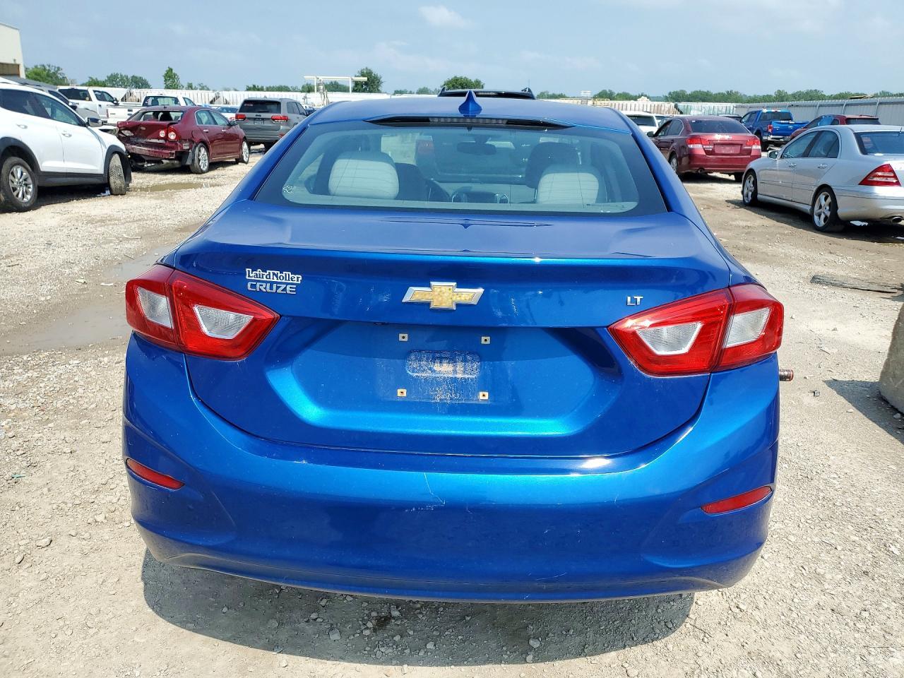 2017 Chevrolet Cruze Lt - Фото 6