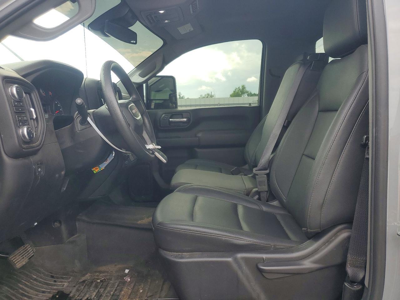2025 GMC Sierra K3500 - Фото 7