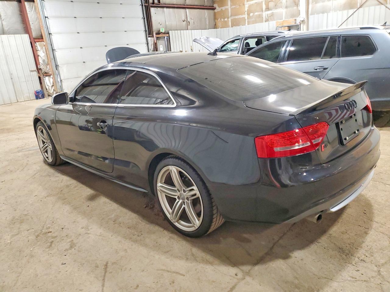 2010 Audi S5 Premium Plus - Фото 2