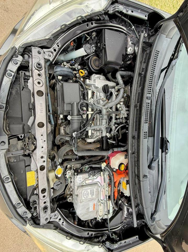 2014 Toyota Prius C Two - Image 7