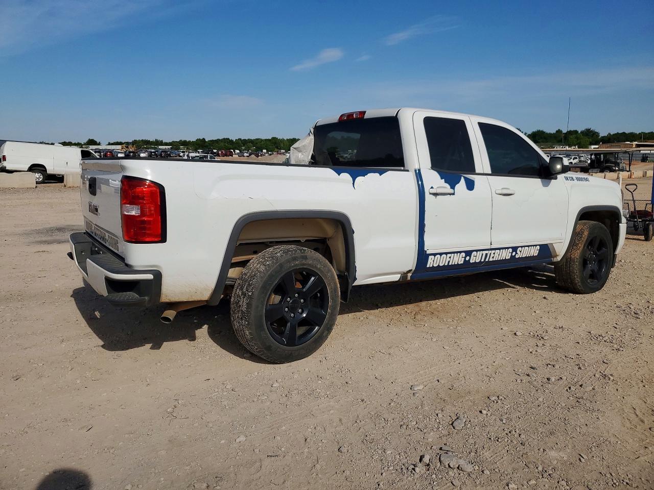 2018 GMC Sierra C1500 - Image 3