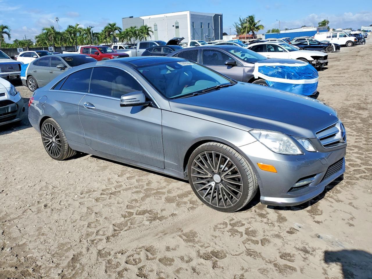2013 Mercedes-Benz E 350 - Фото 4