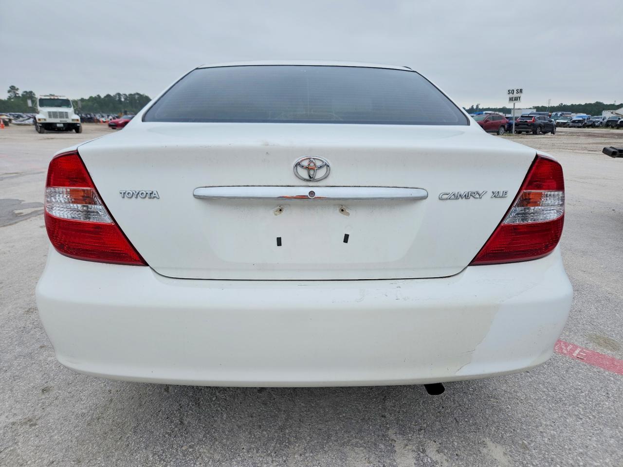 2002 Toyota Camry Xle - Image 6