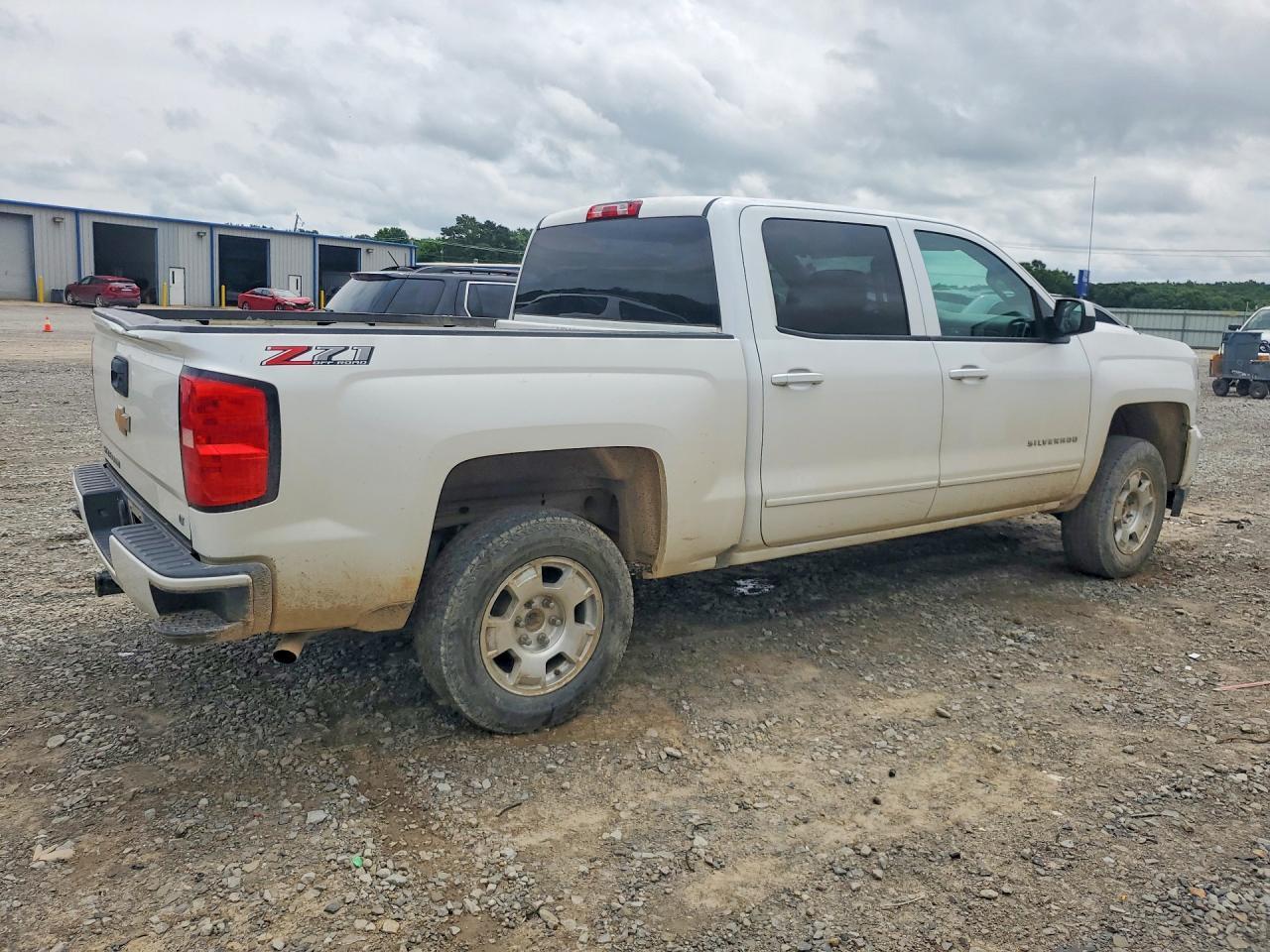 2018 Chevrolet Silverado K1500 Lt - Image 3