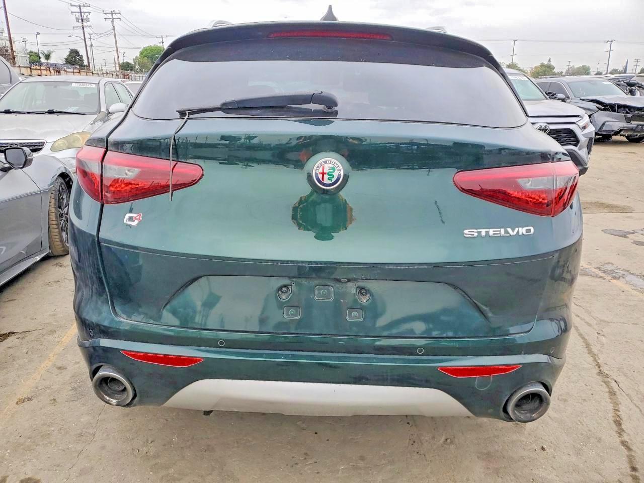 2021 Alfa Romeo Stelvio Ti - Фото 6