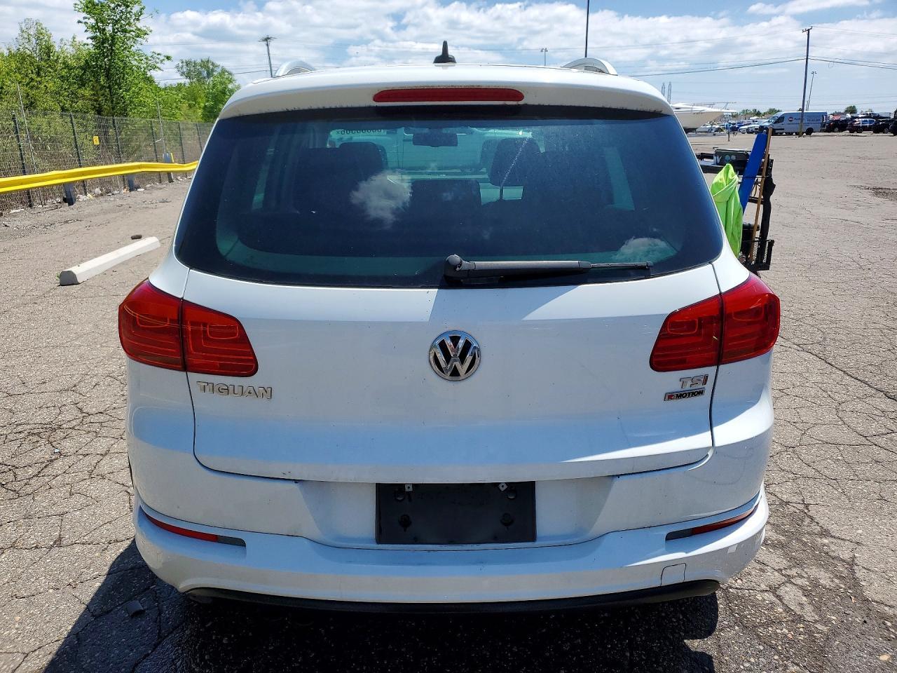 2017 Volkswagen Tiguan Sport - Фото 6