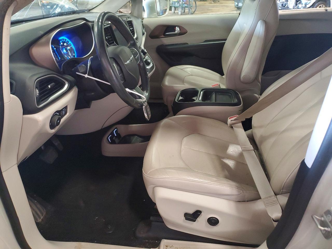 2019 Chrysler Pacifica Touring L - Фото 7