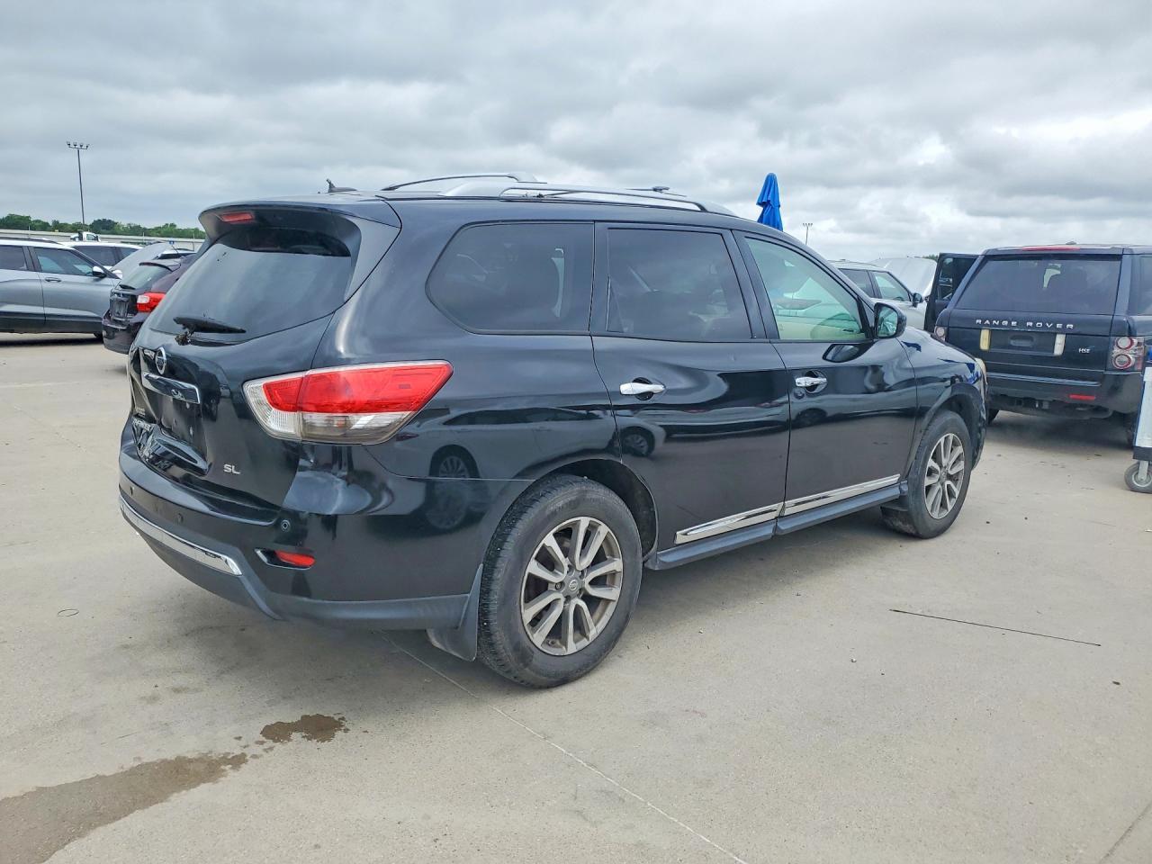 2013 Nissan Pathfinder S - Фото 3