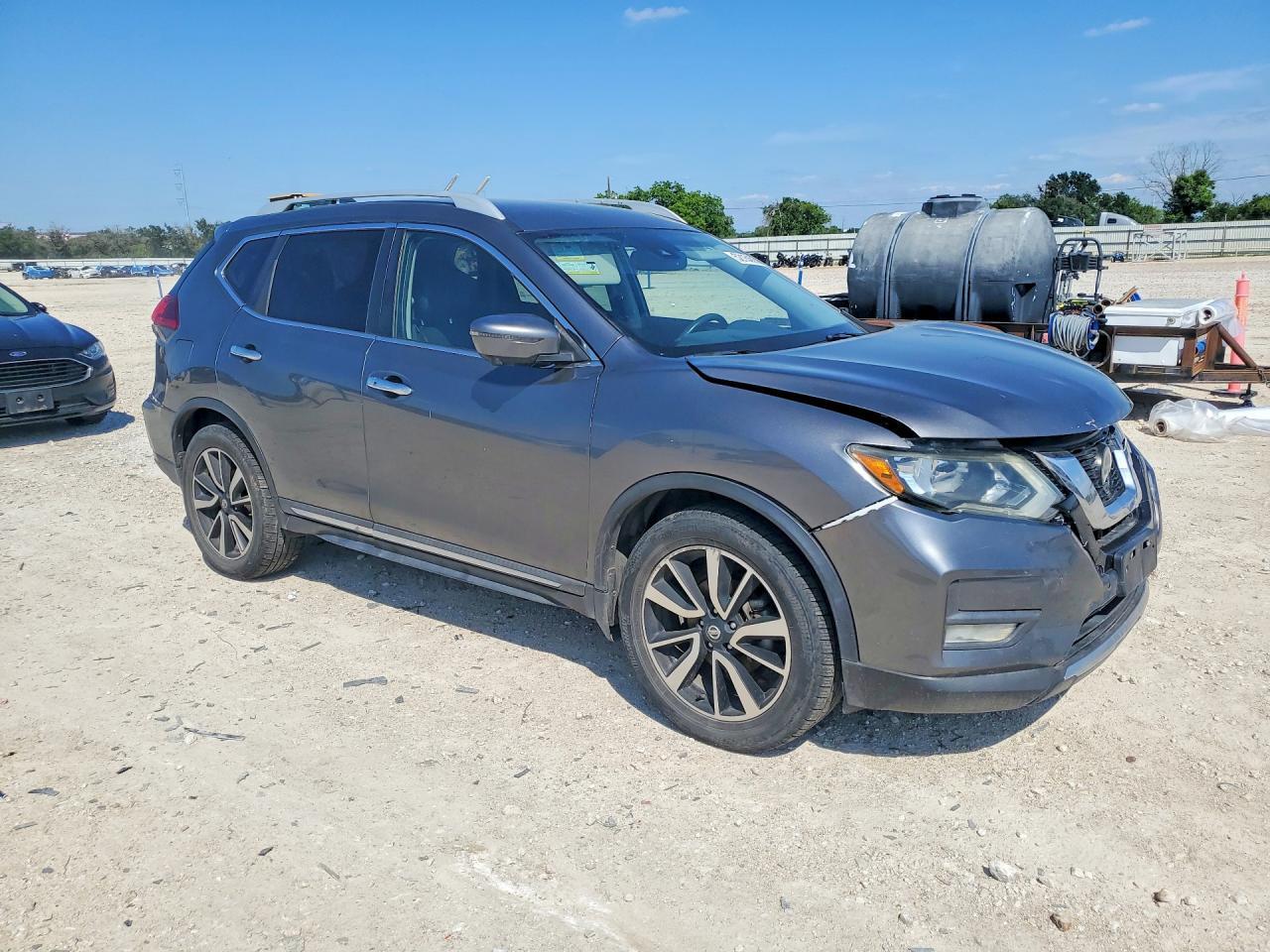 2019 Nissan Rogue - Image 4