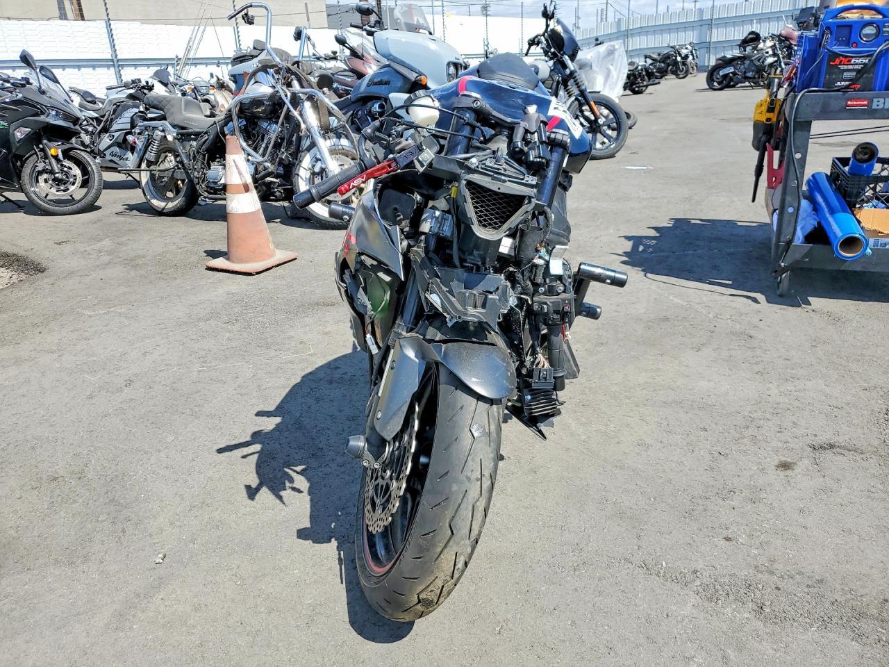 2023 Kawasaki Zx636 K - Image 2