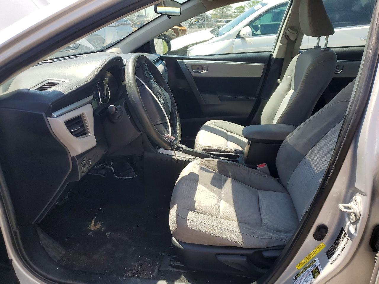 2015 Toyota Corolla Le - Фото 7