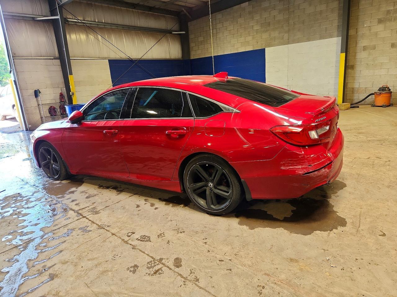 2019 Honda Accord Sport - Фото 2