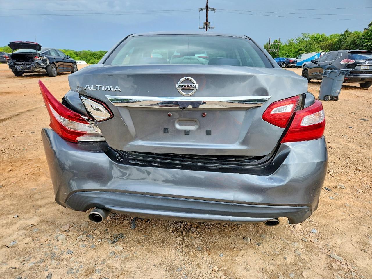 2016 Nissan Altima 2.5 S - Фото 6