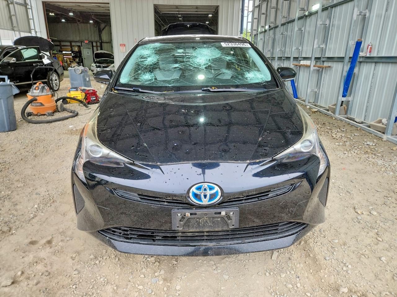 2016 Toyota Prius Two - Фото 5