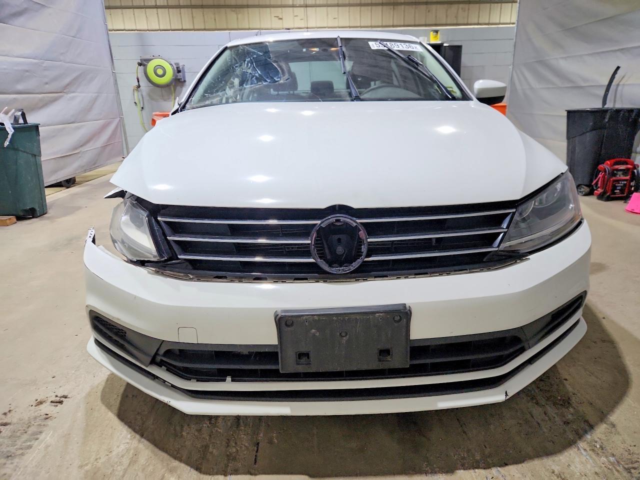 2017 Volkswagen Jetta S - Фото 5
