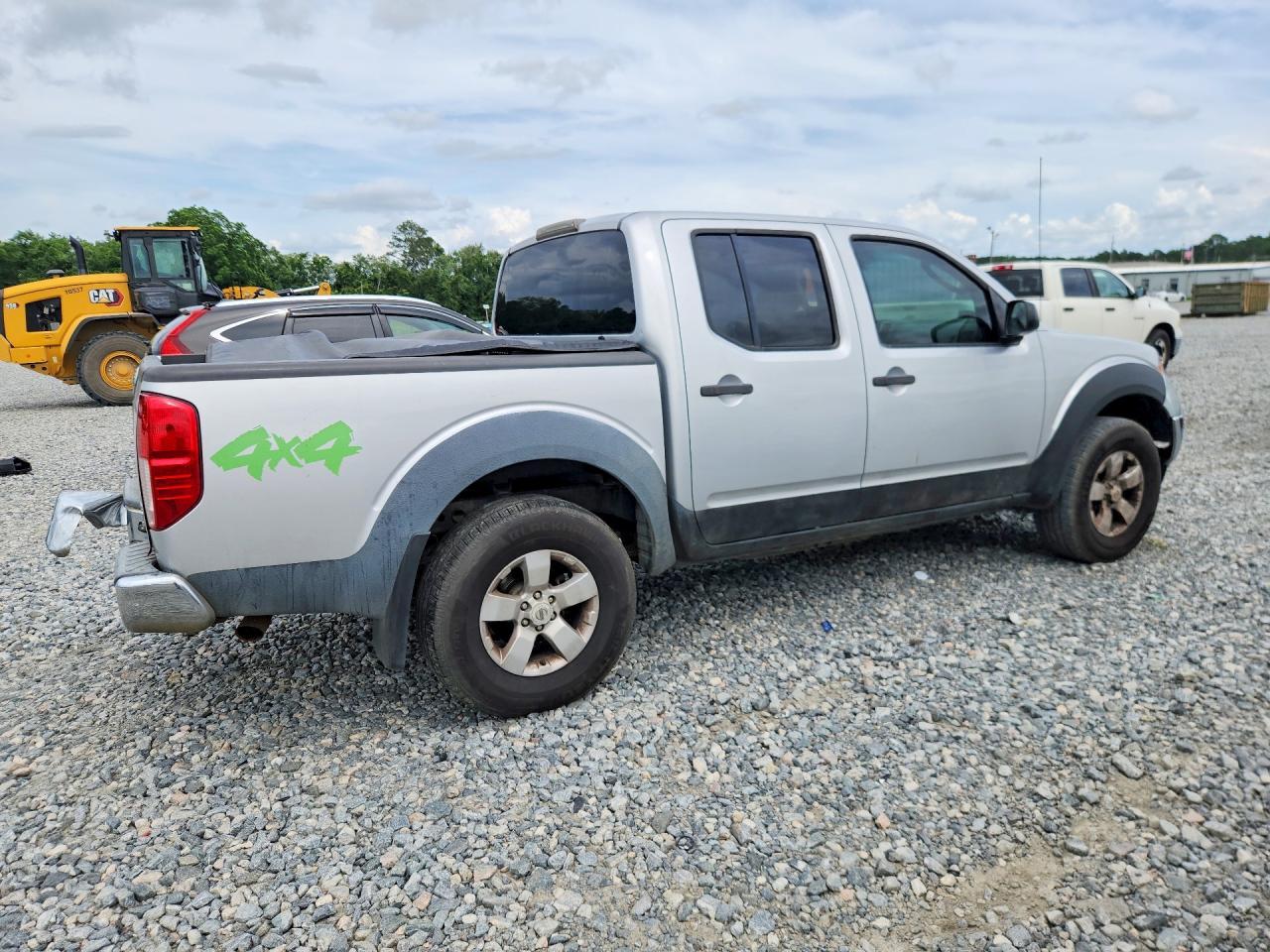2011 Nissan Frontier S - Фото 3