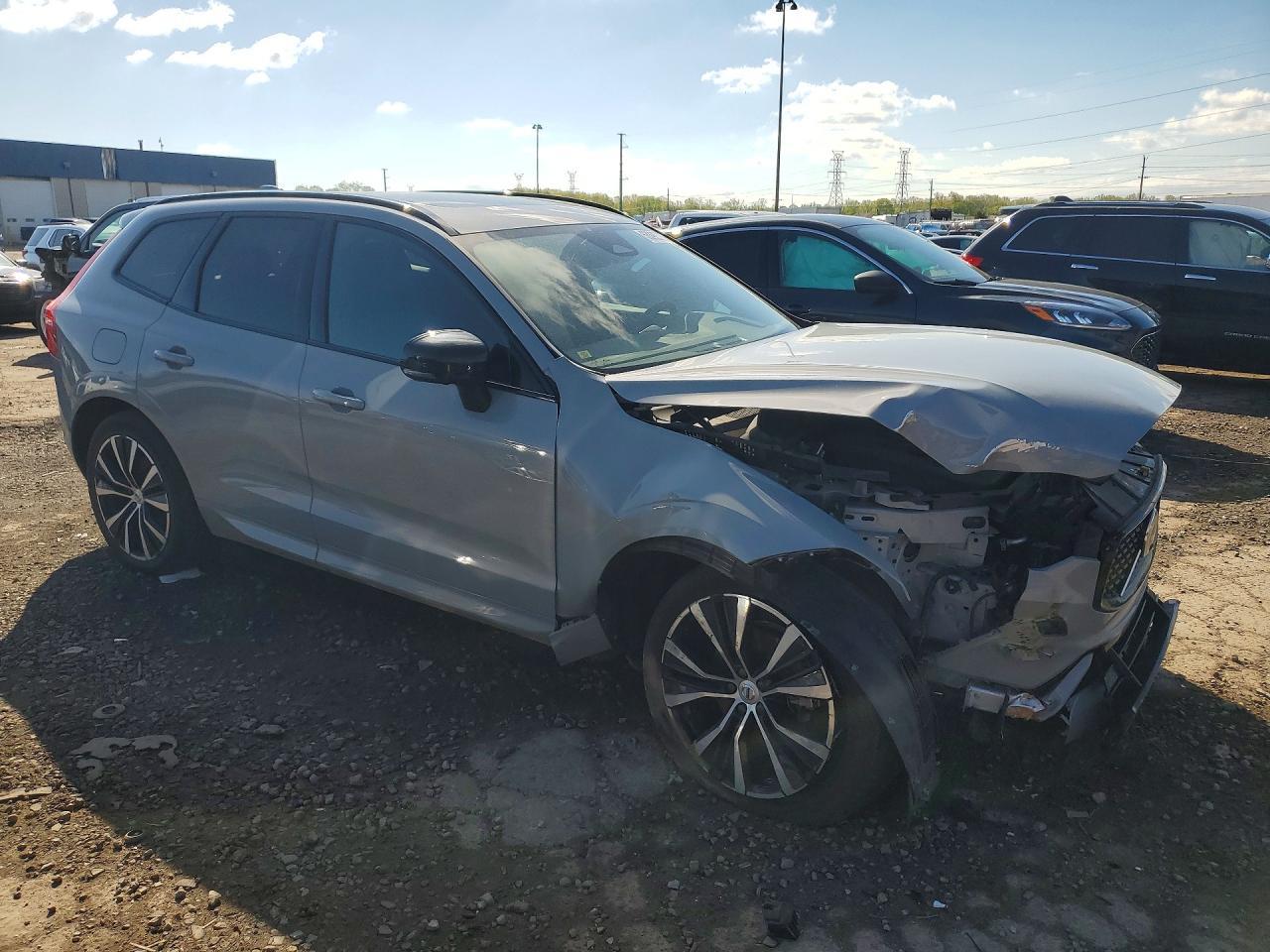 2024 Volvo Xc60 Plus - Image 4
