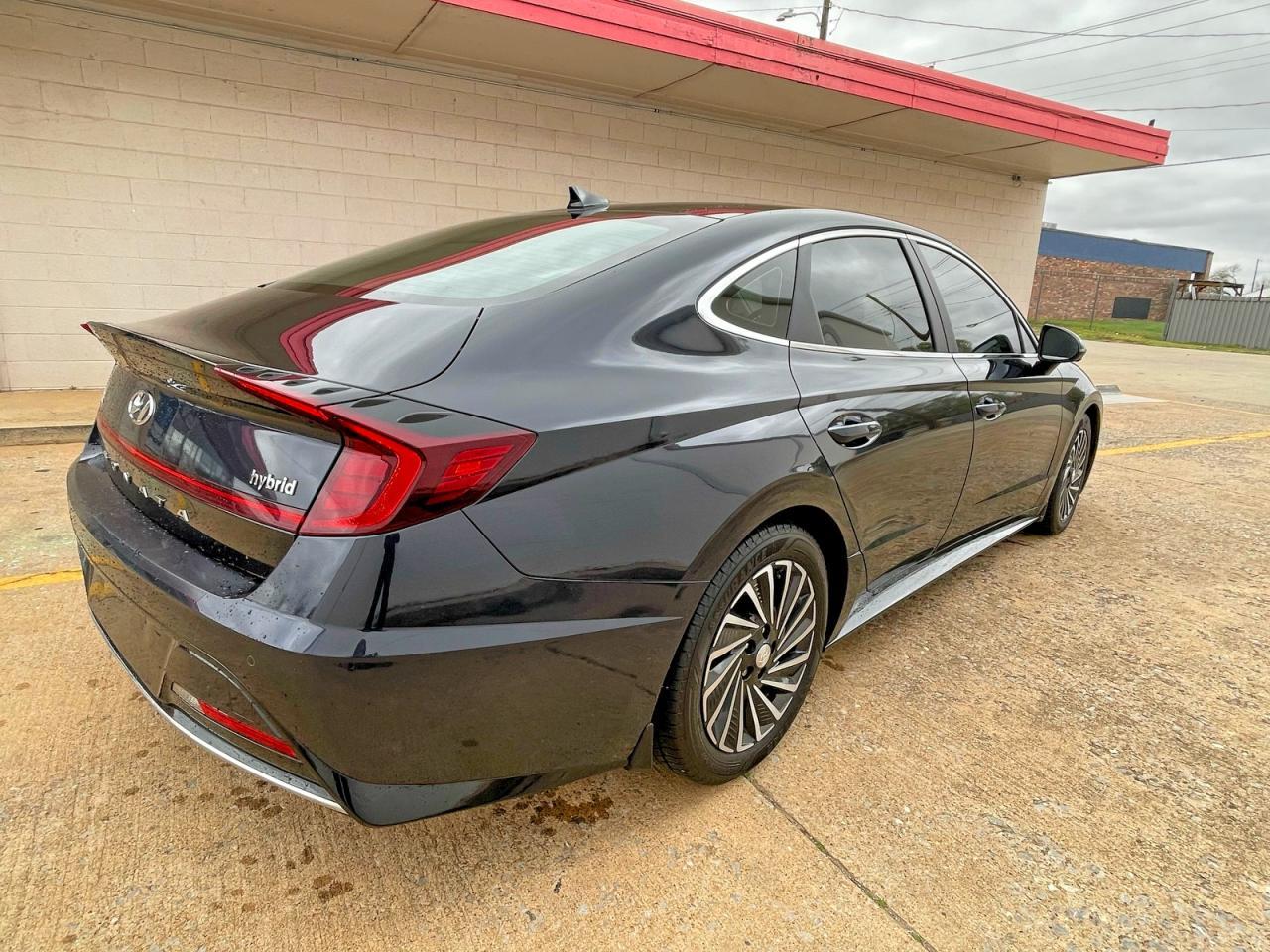 2021 Hyundai Sonata Hybrid - Фото 4